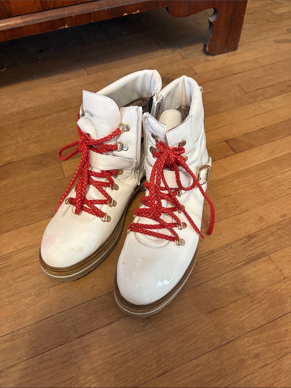 Women’s Lace-Up White Boots with Red Laces